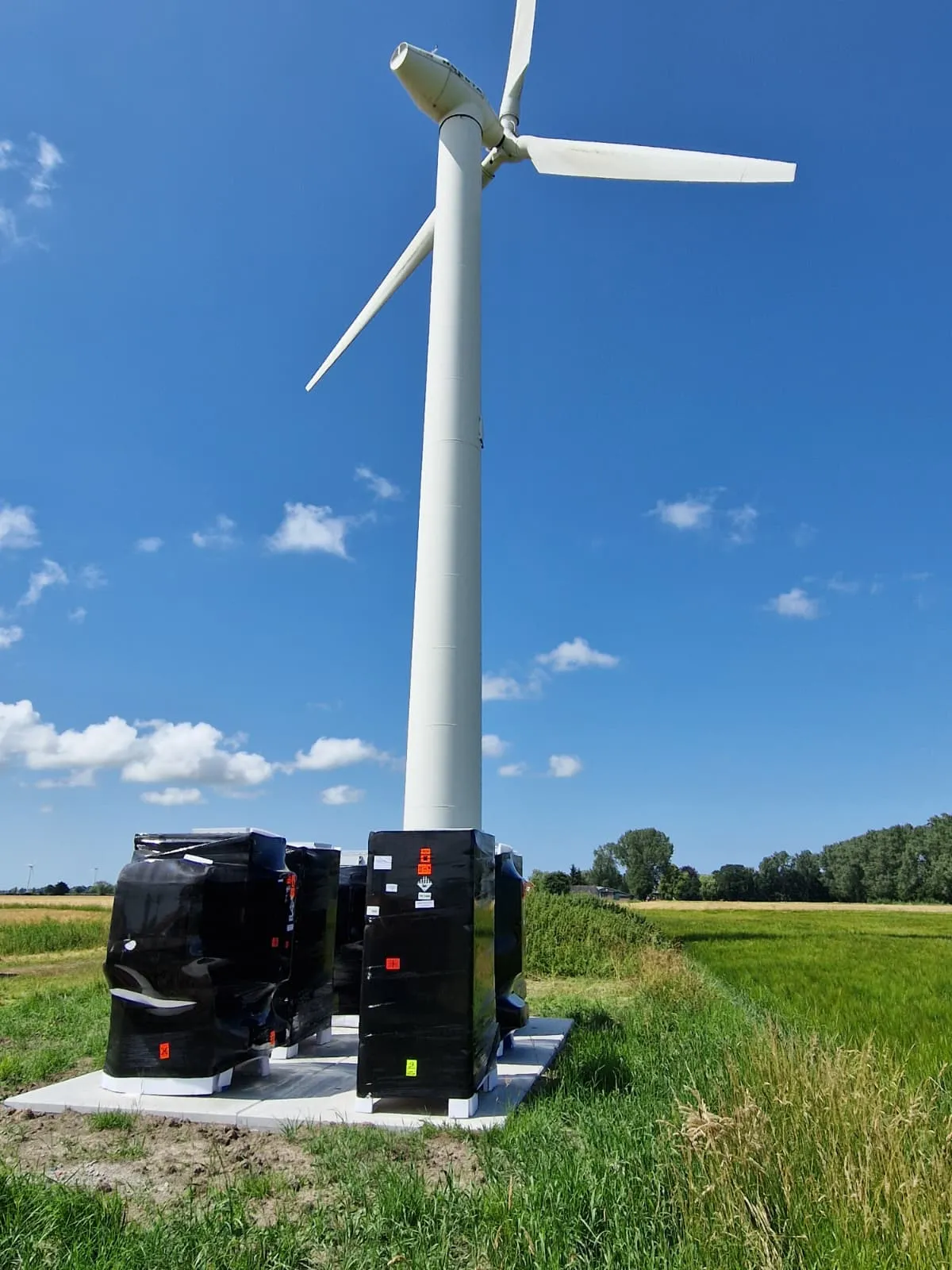 TESVOLT Forton Batteriespeicher